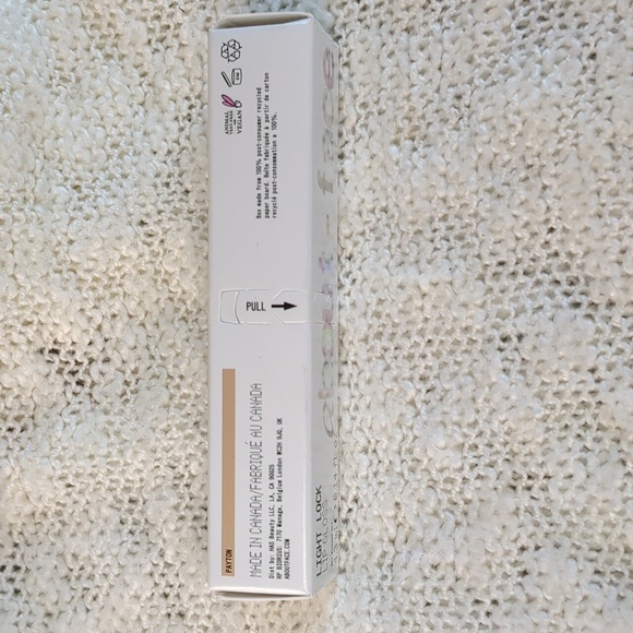 about- face Light Lock Lip Gloss in Shade: Payton, 4.3ml/0.14fl oz - Picture 4 of 9